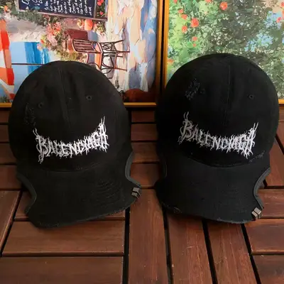 BALENCIAGA Cap