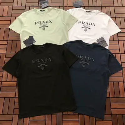 PRADA T-Shirt