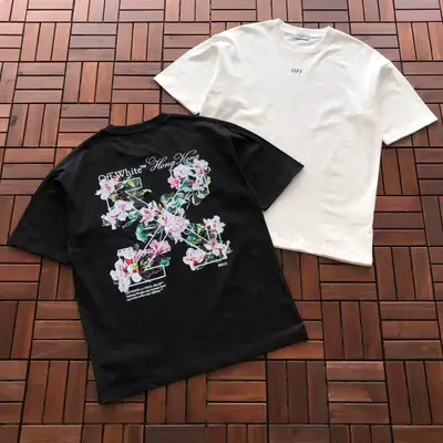 OFF-WHITE T-Shirt