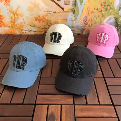 BALENCIAGA Cap
