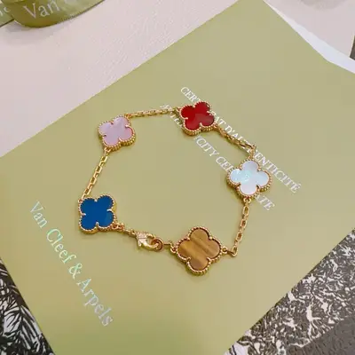 VAN CLEEF & ARPELS Schmuck