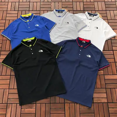 THE NORTH FACE T-Shirt