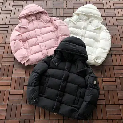 MONCLER Jacke