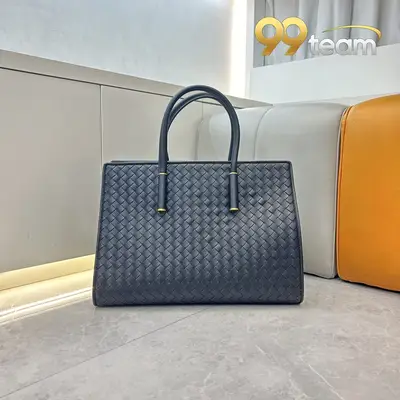 BOTTEGA VENETTA | Item ID: 20827