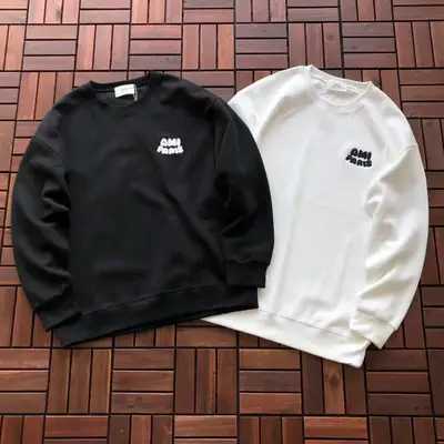 AMI Sweater