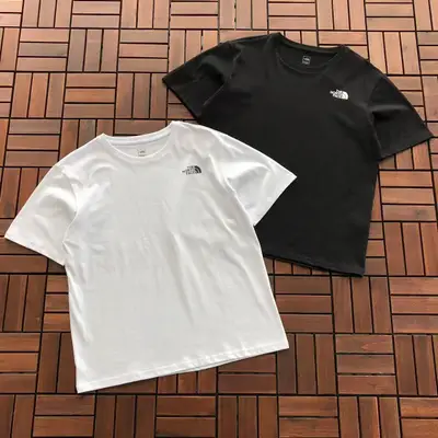 THE NORTH FACE T-Shirt
