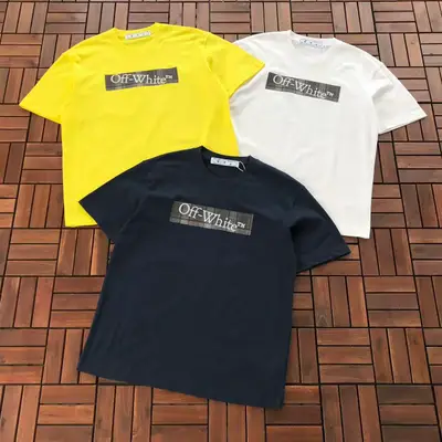 OFF-WHITE T-Shirt